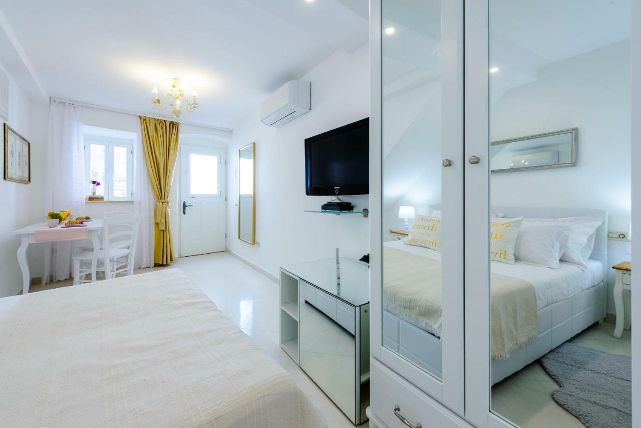 San Lorenzo Deluxe Room With Balcony ดูบรอฟนิก ภายนอก รูปภาพ