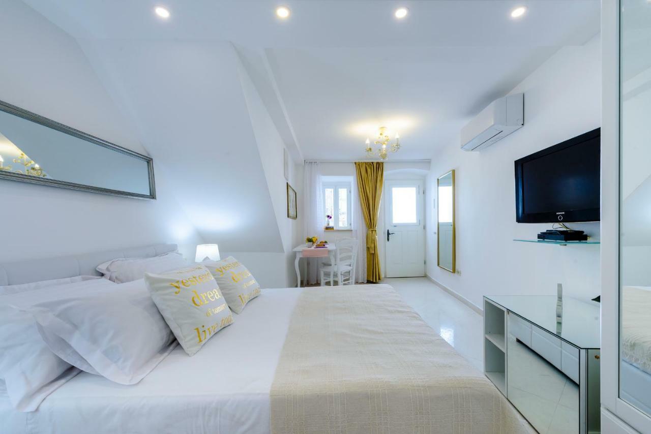 San Lorenzo Deluxe Room With Balcony ดูบรอฟนิก ภายนอก รูปภาพ