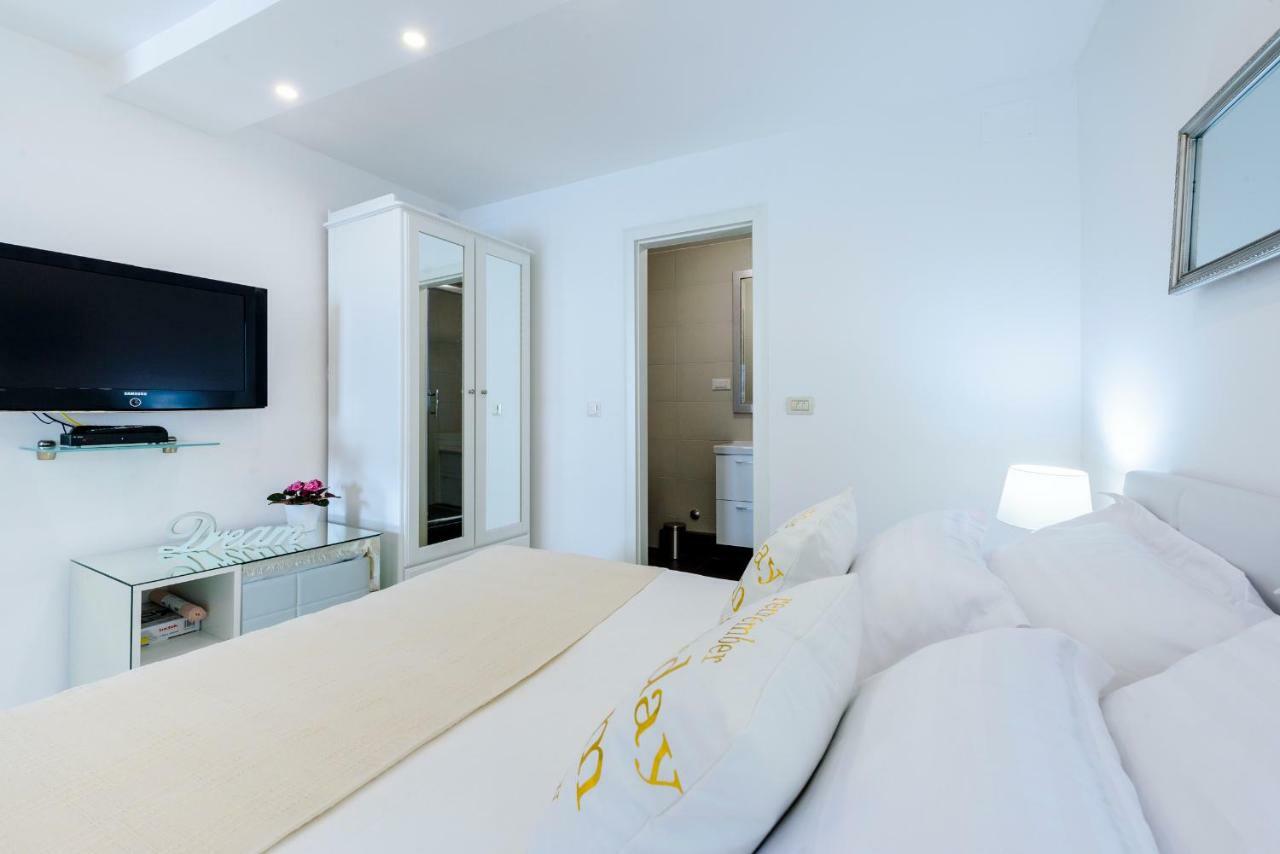 San Lorenzo Deluxe Room With Balcony ดูบรอฟนิก ภายนอก รูปภาพ